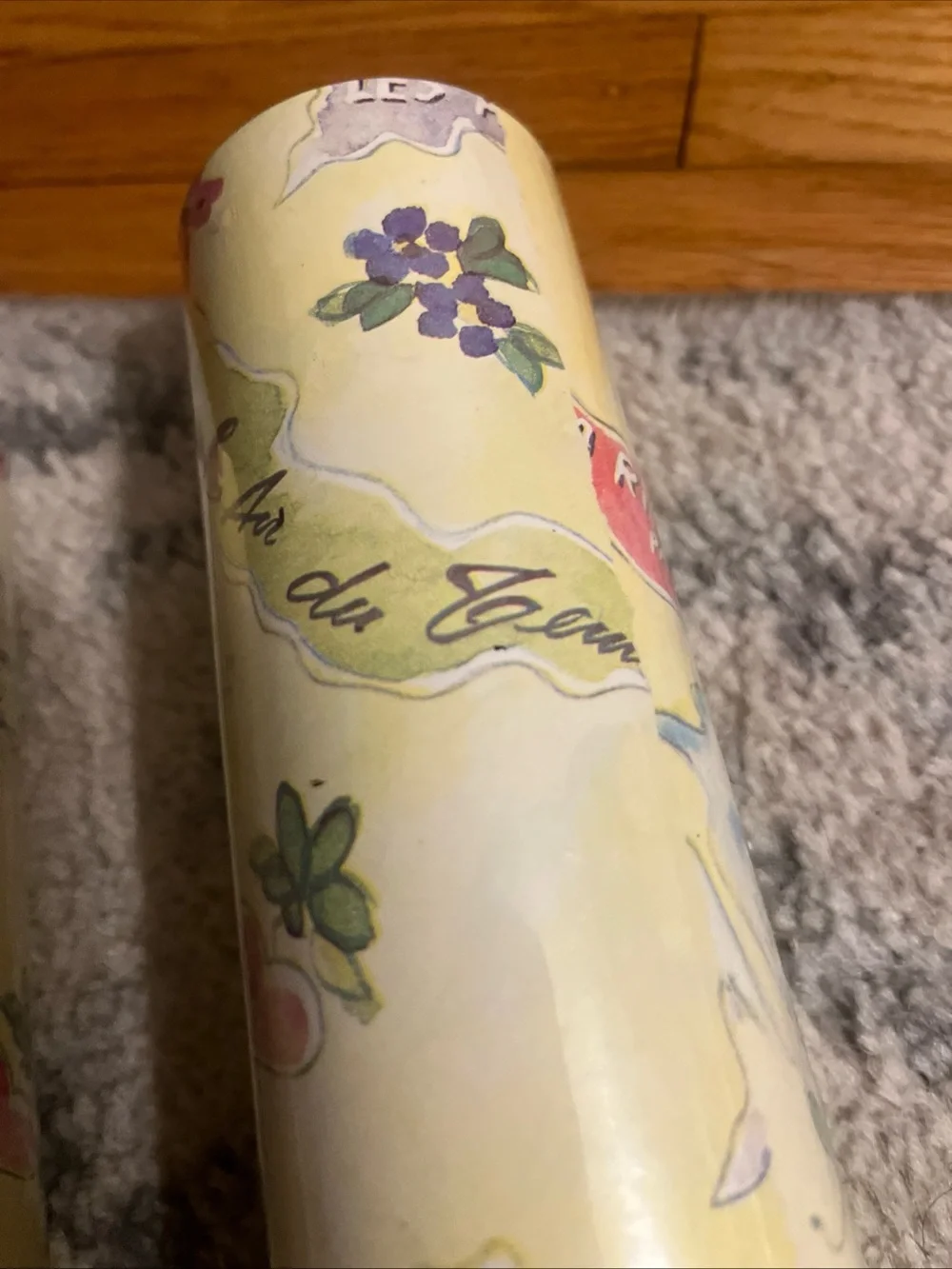 Nina Ricci Paris Gift Wrap Set Of Two 15” New In Wrapping
